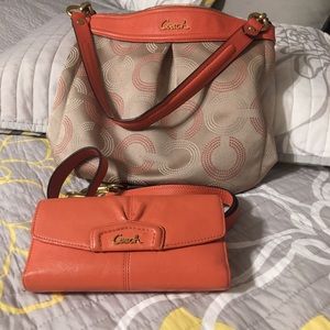 Coach medium size purse with matching wallet